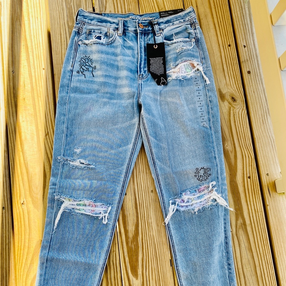 AE X Keith Haring Mom Jean